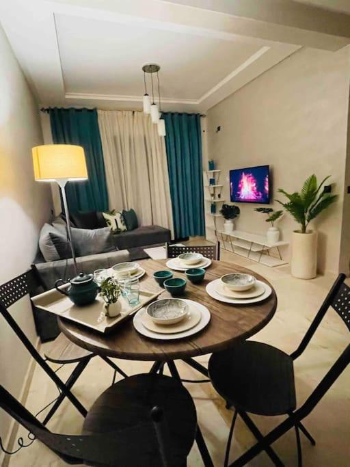 Appartement Luxueux Au Centre De Marrakech มาร์ราเกช ภายนอก รูปภาพ